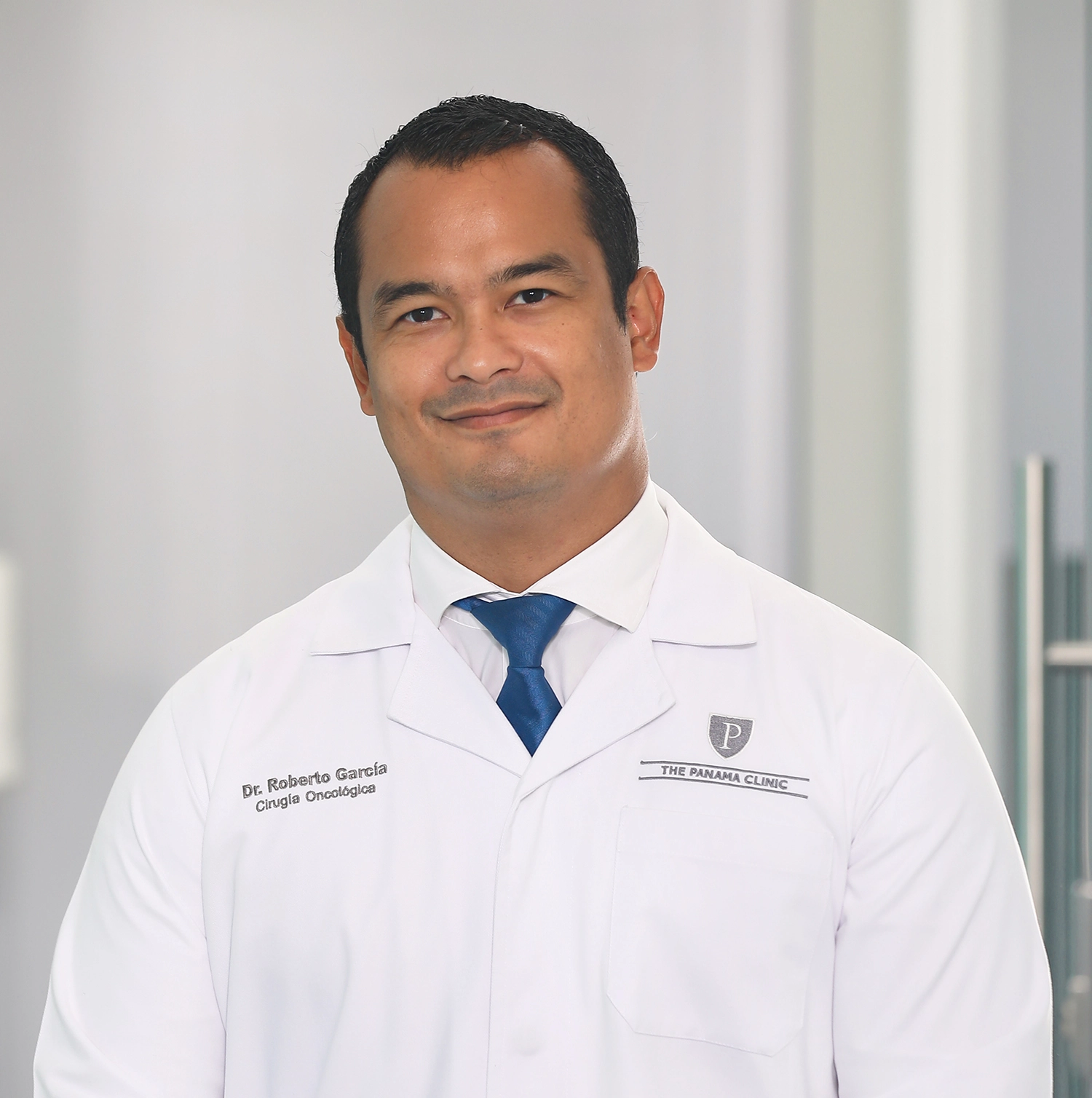 Dr. Roberto García