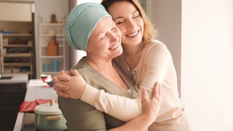 Estrategias Para Brindar Apoyo A Un Ser Querido Con Cáncer